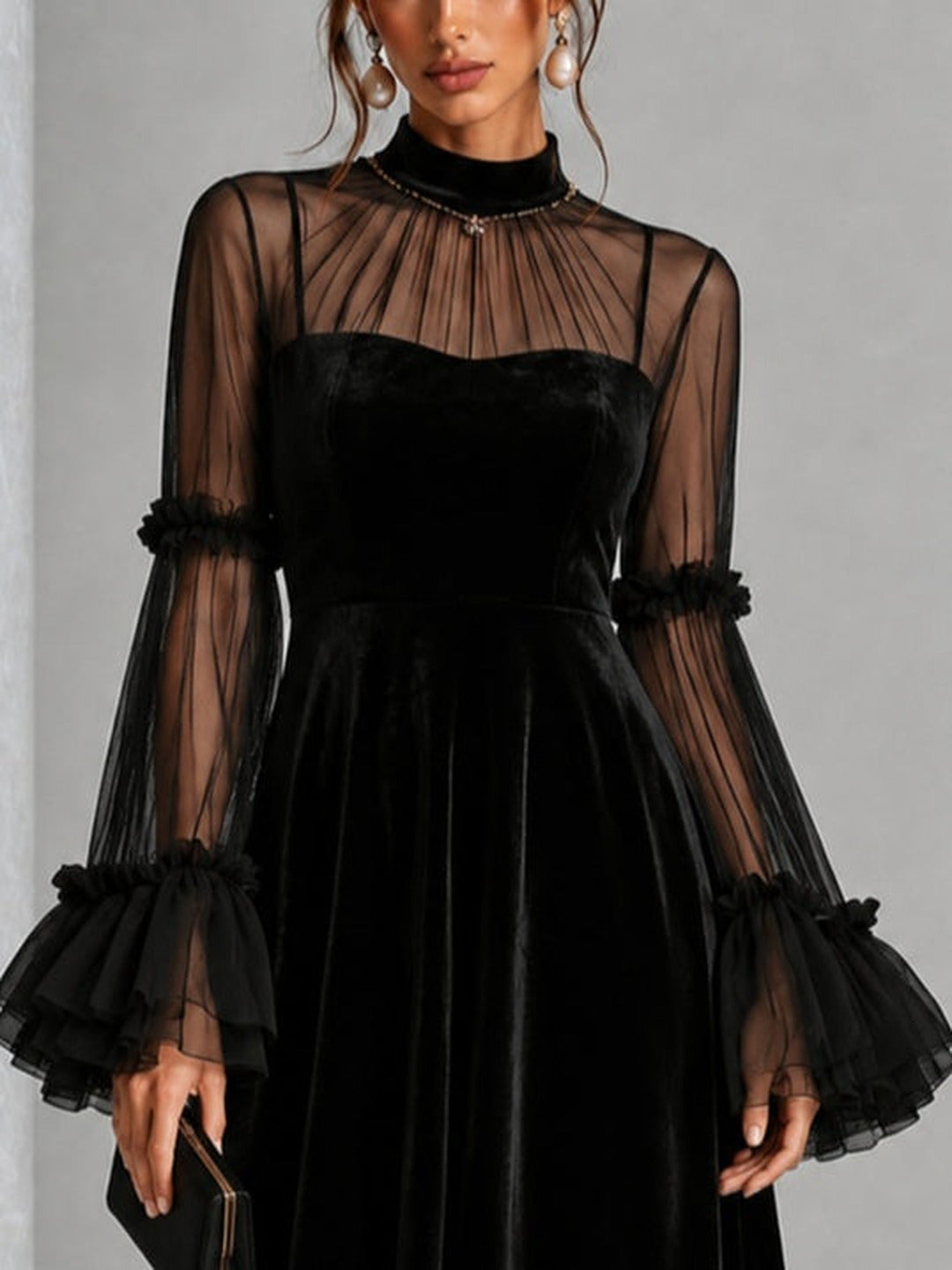 Berenice | Vestido Midi de Terciopelo con Mangas de Tul, Negro