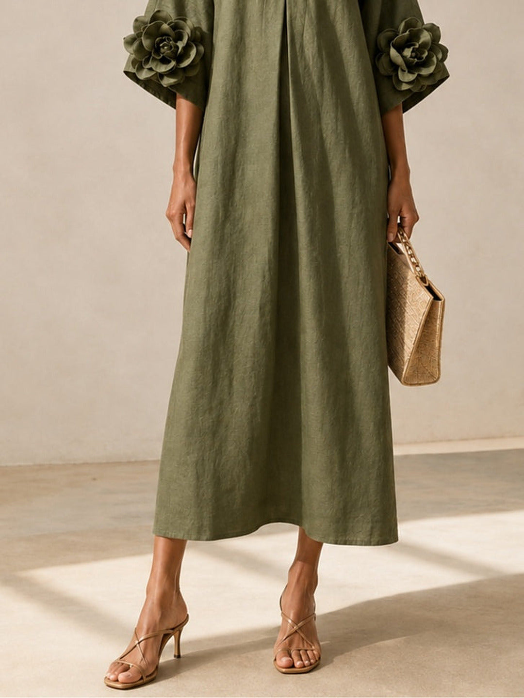 Floriana | Vestido Midi con Flores Aplicadas en las Mangas, Verde Oliva
